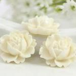 White Rose Resin Cabochons..