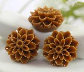 Brown Dahlia / Mums Flower Resin Cabochons 6pc