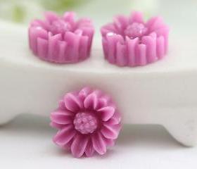Plum Sunflower Resin Cabochons 10pc